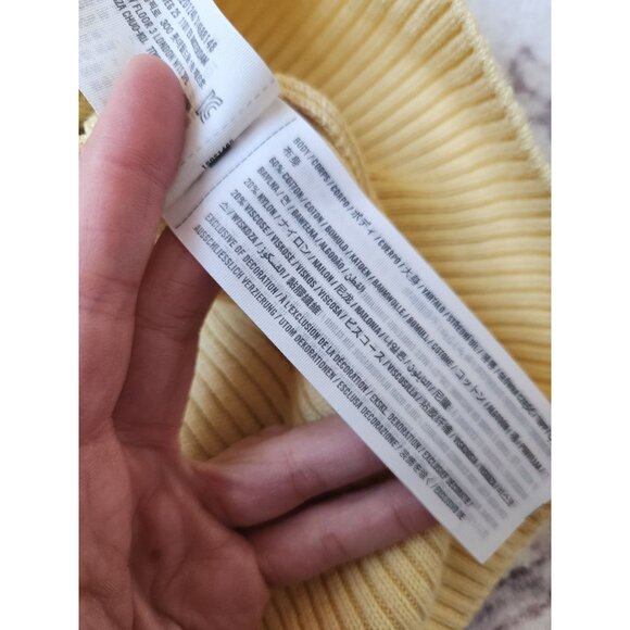 Abercrombie & Fitch Women's Sz. S Yellow Sleeveless Tie Front Vest - Picture 4 of 5